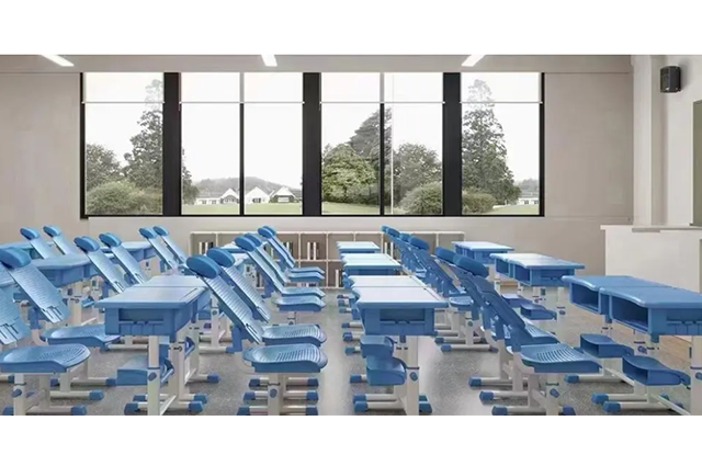 校具行業激（jī）光切管機的應用